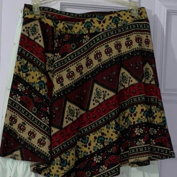 L.A. Hearts PacSun Mini Skirt Maroon Multi Color
Floral Print Pleated - Picture 5 of 6